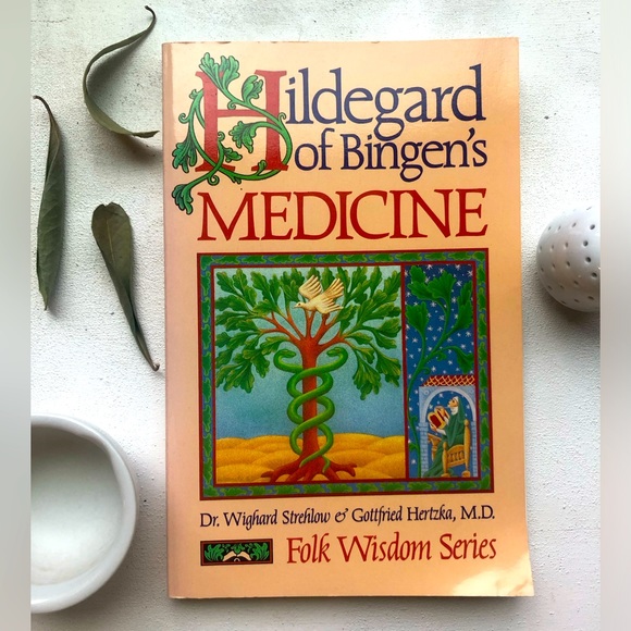 COPY - Hildegard of Bingen’s Medicine, ed. Dr. Wighard Strehlow & Gottfried Her… - Picture 1 of 17